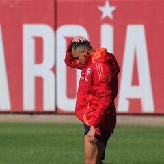 Alexis Sánchez define su futuro ante Ecuador y emociona a Chile con su mensaje: “Cuando estás lejos, todo cuesta más…”