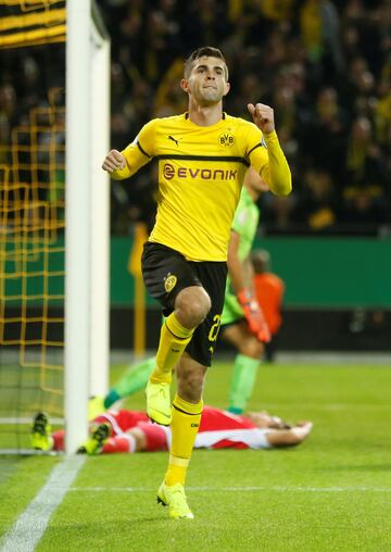 The American has been one of the sensations in the Bundesliga so far this season. And his performances with Borussia Dortmund have not gone unnoticed by the big clubs in Europe.