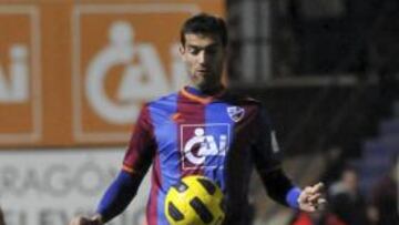 Roberto apunta a titular.