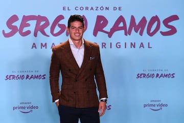 Sharp | Real Madrid's Colombian midfielder James Rodriguez poses during the premiere of the autobiographic documentary "El Corazon de Sergio Ramos".