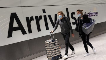 Con el fin de evitar la propagación de Ómicron, los CDC ordenan a las aerolíneas la divulgación de nombres de los viajeros provenientes de África.