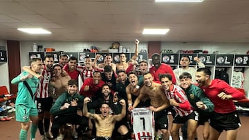 Celebración de la victoria del Zamora ante el Bilbao Ath. en la temporada 25-26.