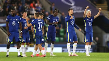 BELFAST, NORTHERN IRELAND - AUGUST 11: Jorginho of Chelsea and teammates celebrate after Kepa Arrizabalaga of Chelsea saved a penalty from Aissa Mandi of Villarreal in the shootout during the UEFA Super Cup 2021 match between Chelsea FC and Villarreal CF 