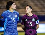 Andrés Guardado defiende a Ochoa: “¿Por qué tiene que dejar su lugar si sigue siendo el mejor portero de México?”