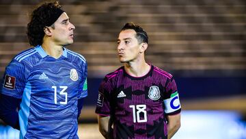(L-R), Guillermo Ochoa, Andres Guardado of Mexico during the game Jamaica vs Mexico (Seleccion Mexicana), corresponding to CONCACAF World Cup Qualifiers road to the FIFA World Cup Qatar 2022, at National Stadium Independence Park, on January 27, 2022.
<br><br>
(I-D), Guillermo Ochoa, Andres Guardado de Mexico durante el partido Jamaica vs Mexico (Seleccion Mexicana), correspondiente a la Clasificacion de la CONCACAF camino a la Copa Mundial de la FIFA Qatar 2022, en el National Stadium Independence Park, el 27 de Enero de 2022.