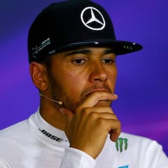 Hamilton sospecha de Rosberg y no quiere órdenes de equipo