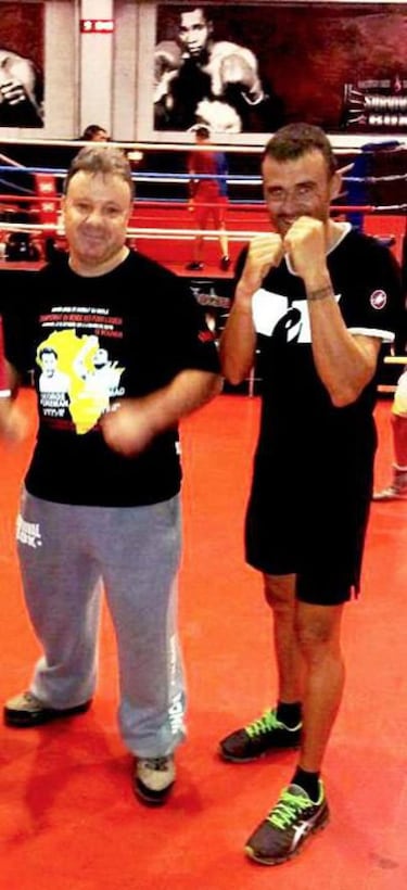 Luis Enrique hace boxeo con el mismo preparador que Leo Messi