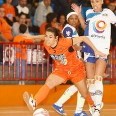 Burela y Penya Esplugues con pleno lideran la clasificación