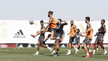 El Madrid realizó una sesión suave a una semana del City