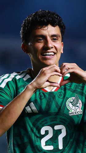 Soccer Football - International friendly - Mexico v Iceland - Estadio Corregidora, Santiago de Queretaro, Mexico - February 25, 2026 Mexico's Richard Ledezma celebrates scoring their first goal REUTERS/Eloisa Sanchez