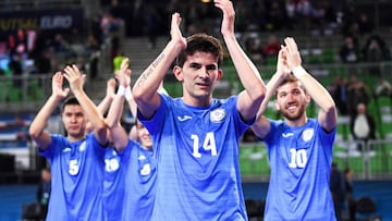 Kazajistán sonroja a Escocia