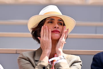 Paz Vega en la final de Roland Garros 2024 disputada en la pista Court Philippe Chatrier de París.