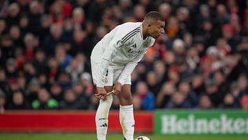 LIVERPOOL, ENGLAND - NOVEMBER 27: Kylian Mbappe of Real Madrid prepares to take a penalty kick during the UEFA Champions League 2024/25 League Phase MD5 match between Liverpool FC and Real Madrid C.F. at Anfield on November 27, 2024 in Liverpool, England. (Photo by Joe Prior/Visionhaus via Getty Images)
