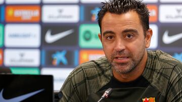 BARCELONA, 25/09/2023.-El técnico del FC Barcelona, Xavi Hernández, durante la rueda de prensa ofrecida este lunes, tras el entrenamiento realizado por la plantilla barcelonista en la Ciudad Deportiva Joan Gamper, para preparar el partido de Liga que disputarán mañana ante el Mallorca en el en el estadio de Son Moix. EFE/ Toni Albir