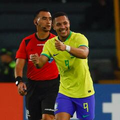 Brasil encuentra a su 9