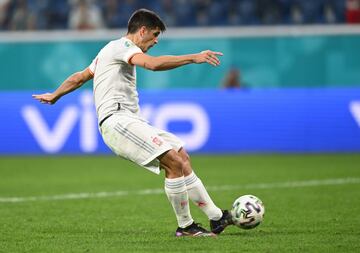 2-1. Séptimo lanzamiento de la tanda de penaltis. Gerard Moreno anota el segundo gol de España.