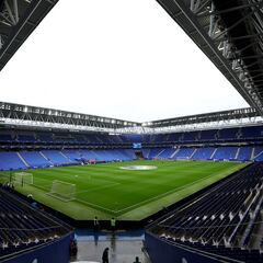 El Cornellà jugará sus partidos de liga en un estadio de Primera