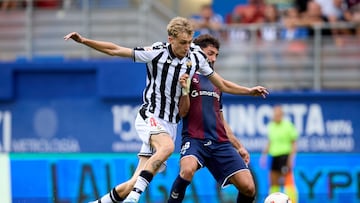 Pere Marco renueva y se marcha cedido al Marbella