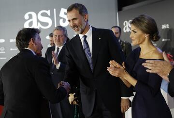 Premio a la trayectoria. El británico Sebastian Coe, doble campeón olímpico de 1500.