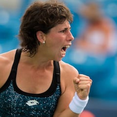 Carla Suárez pasa a cuartos por incomparecencia de Konta