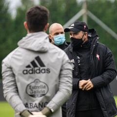 Coudet estrenará su novedoso 4-1-3-2 en el Sánchez Pizjuán