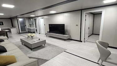 La casa prefabricada que causa furor en Amazon: con dos plantas, de acero y cuesta menos de 16.000 euros