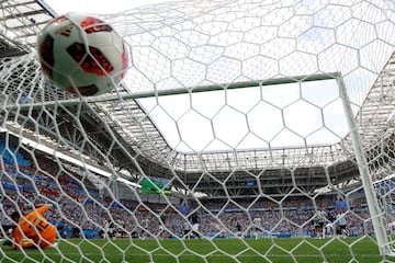 Antoine Griezmann marca el 1-0 de penalti.