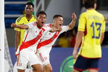 Colombia derrotó a Perú en su segundo partido del campeonato, sumando así sus primeros tres puntos.