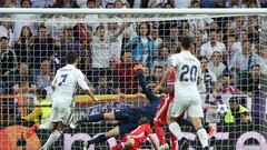 Luego del pol&eacute;mico pase del Real Madrid a las semifinales de la UEFA Champions League, recordamos otros esc&aacute;ndalos en el f&uacute;tbol mundial.