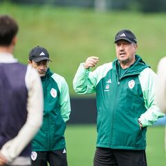 Benítez: “Si miramos los números económicos, el Atlético es uno de los grandes”