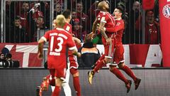 James el socio de todos: Aporte y buen fútbol ante Augsburgo