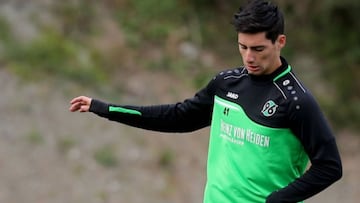 Sebastian Soto entrenando con Hannover 96