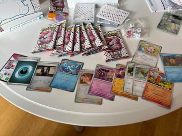 Pok¨¦mon 151 JCC cartas colecci¨®n Escarlata y P¨²rpura