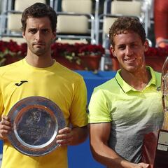Roberto Carballés gana ante Ramos su primer título ATP