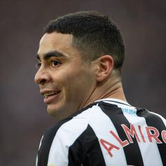 La estrella del Newcastle que hace olvidar a Isak
