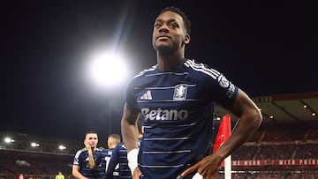 Soccer Football - Premier League - Nottingham Forest v Aston Villa - The City Ground, Nottingham, Britain - December 14, 2024 Aston Villa's Jhon Duran celebrates scoring their first goal Action Images via Reuters/Andrew Boyers EDITORIAL USE ONLY. NO USE WITH UNAUTHORIZED AUDIO, VIDEO, DATA, FIXTURE LISTS, CLUB/LEAGUE LOGOS OR 'LIVE' SERVICES. ONLINE IN-MATCH USE LIMITED TO 120 IMAGES, NO VIDEO EMULATION. NO USE IN BETTING, GAMES OR SINGLE CLUB/LEAGUE/PLAYER PUBLICATIONS. PLEASE CONTACT YOUR ACCOUNT REPRESENTATIVE FOR FURTHER DETAILS..