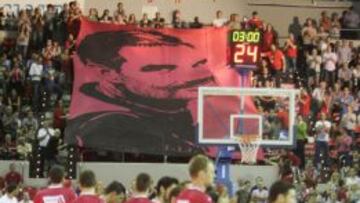 Homenaje a José Luis Abós en el Príncipe Felipe de Zaragoza.