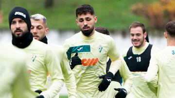 Entrenamiento del Eibar.