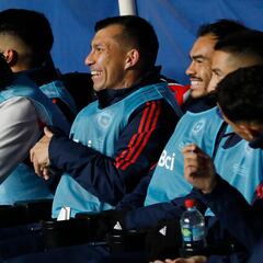 Medel se entera de su nuevo récord en la Roja y lanza este mensaje: “Jugar en Católica...”