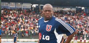 5. Faustino Asprilla llegó a Newcastle, pero no pudo brillar debido a una lesión . Después regresó al Parma, y luego de pasar por Palmeiras y Atlante, recaló en Universidad de Chile.