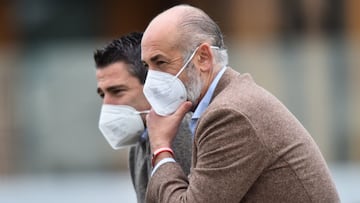 04/01/21 ENTRENAMIENTO ATHLETIC DE BILBAO
AITOR ELIZEGI PRESIDENTE DEL ATHLETIC DE BILBAO JUNTO A DIRECTIVO