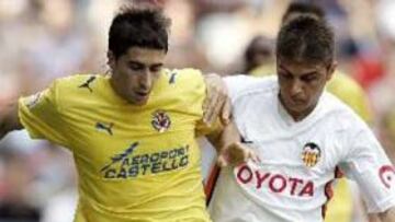 <b>UN PAR DE RETOQUES. </b> Con la venta de hombres importantes en anteriores campañas, el
centrocampista afirmó que reforzarse es "necesario" para afrontar la temporada.