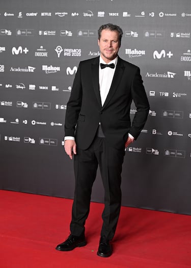 Jota Abril posa en la alfombra roja de los Premios Iris 2026 celebrados en Madrid. 
 
 
 
