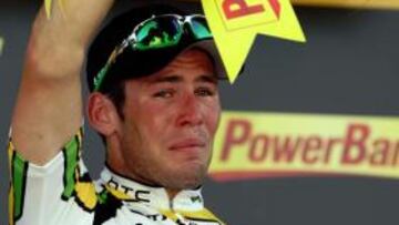 Mark Cavendish, lágrimas en el podio.