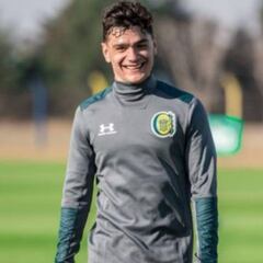 Luca Martínez: "Mi forma de jugar es similar a la de Chicharito"