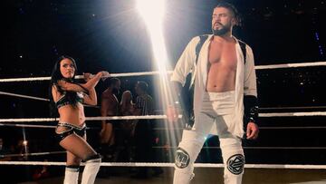 Andrade Cien Almas y Zelina Vega, WWE