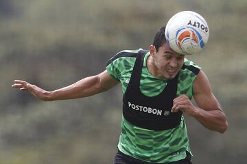 Daniel Bocanegra se ha vuelto fundamental en el esquema de Atlético Nacional. Con el nuevo DT está jugando en la zona de volantes. 