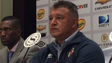 Borghi: "Sampaoli dejó muchas viudas, igual que Bielsa"
