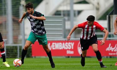 El Racing se lleva un susto, pero reacciona a tiempo