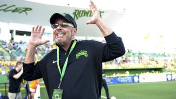 Bill Edwards: "Tengo 71 años, si no entramos YA en la MLS..."